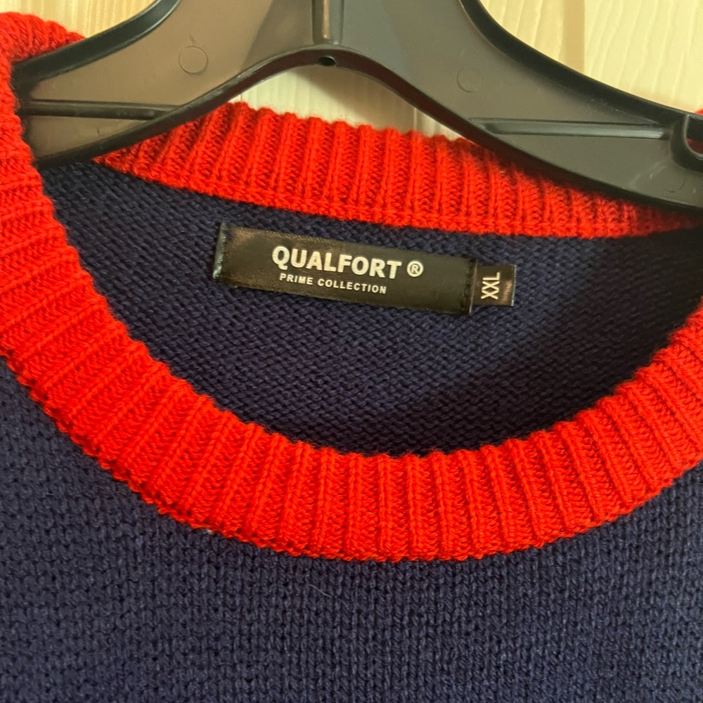 Qualfort Navy Crewneck Sweater with Wintry Characters Embroidered -Excellent 2XL